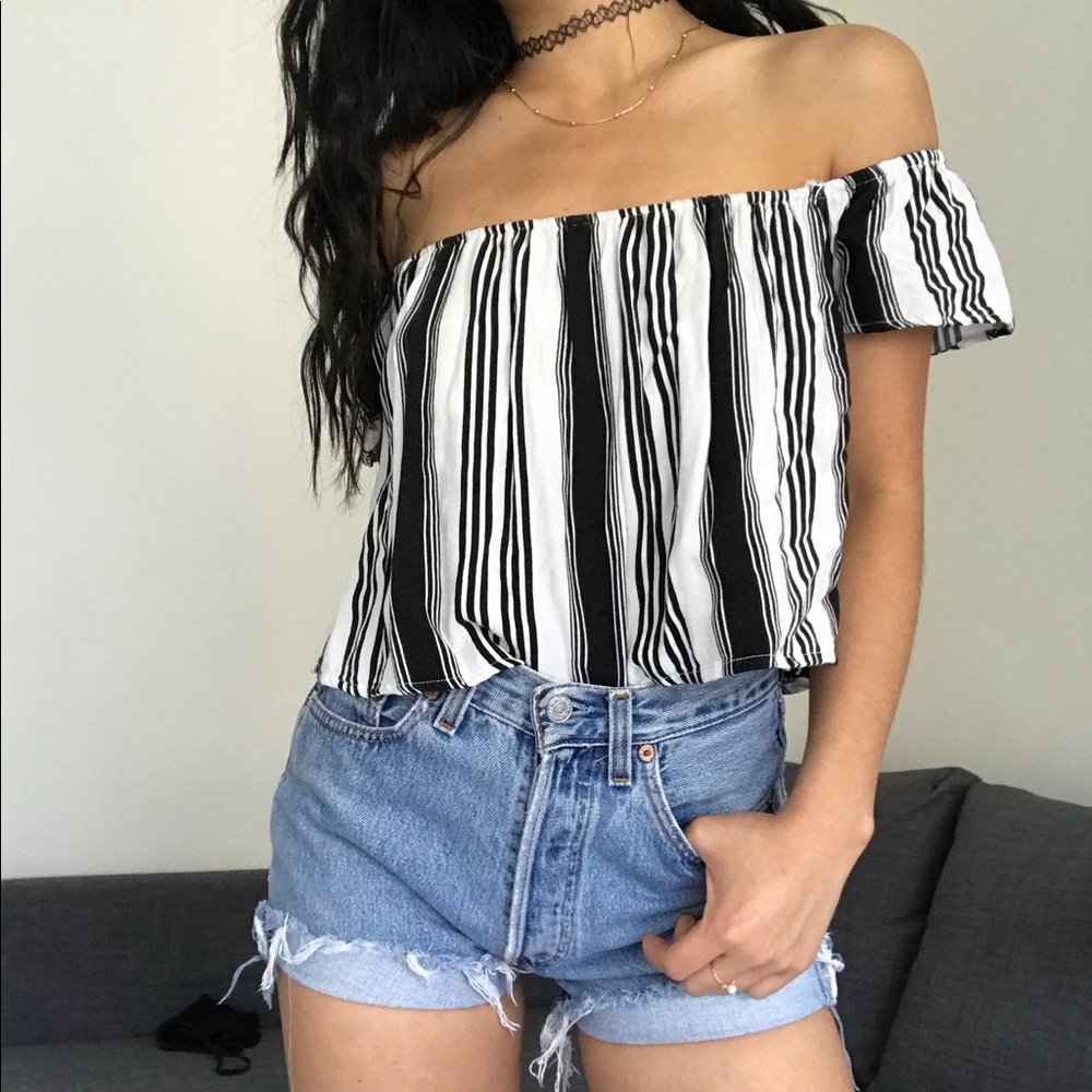🔥Off-shoulder Crop Top